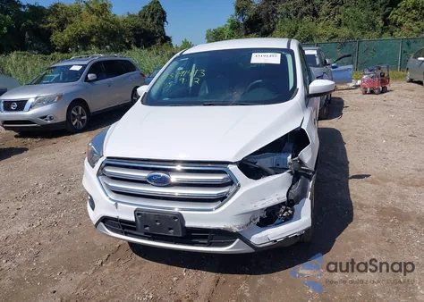 2017 Ford Escape Se из США, поврежденный, VIN 1FMCU0GD4HUA78386